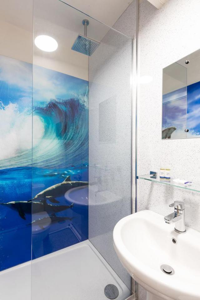 Silver Street Suites Whitby Luaran gambar