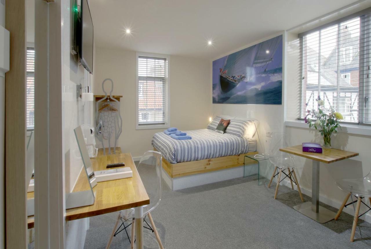 Silver Street Suites Whitby Luaran gambar